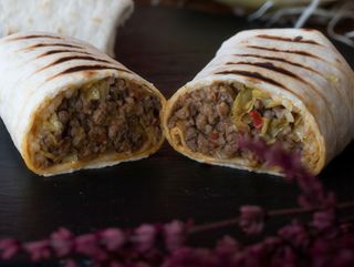 Menu burrito mexicano con Carne