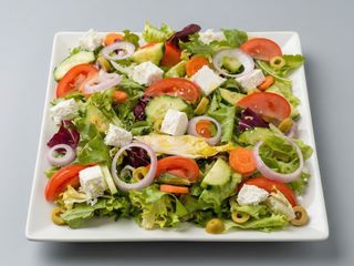 Ensalada verde con queso feta