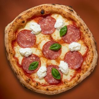 Margherita con Salame e Ricotta