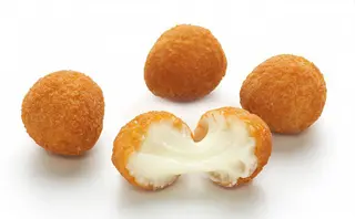 Mozzarella Empanada
