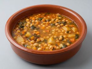 Garbanzos Con Espinacas (racion entera)