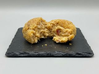 Croqueta casera de atún y pimiento de piquillo(5 unidades)