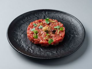 Tapa De Steak Tartar De Vaca Vieja