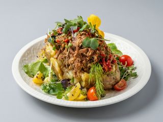 Bomba De Patata Asada Rellena De Carne (1 Ud.)