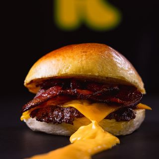 Bacon Cheeseburger