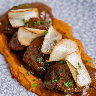 Carrilleras De Ternera