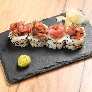 Uramaki Tarumaguro (8 Pzs.)