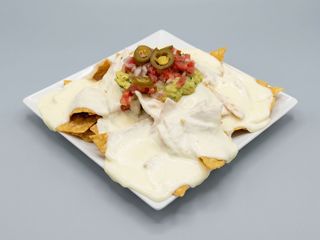 Nachos Con Queso Gouda (Media Ración)