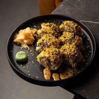 Fried Rolls With Salmón