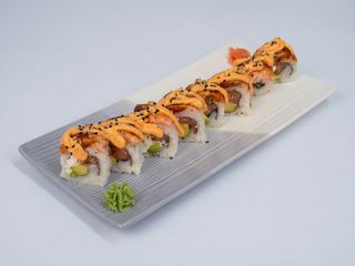 75A. Maki Roll Uramaki Salmón Flameado (8 Pzs.)