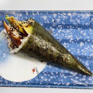 53. Temaki de anguila