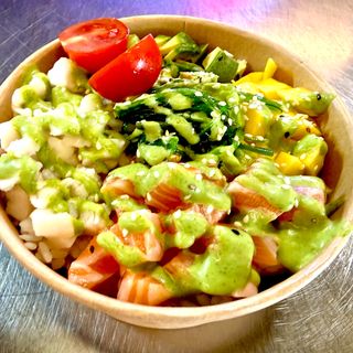 2002 POKE SALMON Y PEZ MANTEQUILLA