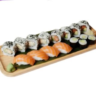 03.Tabla De Sushi (16 Pzs.)