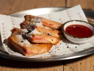 San Jacobo de lomo y queso