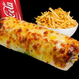 Menu durum kebab gratinado con patatas y bebída