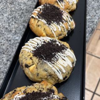Cookies and cream