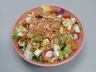 Ensalada de salmón