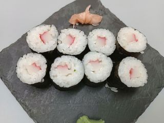 Hosomaki de surimi y queso