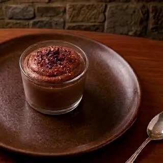 Mousse pequeño de chocolate en tarrina 150ml