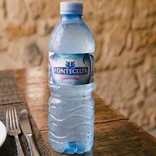 Agua.