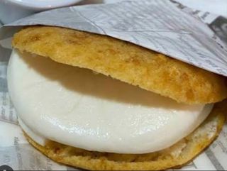 Arepa de Queso De mano