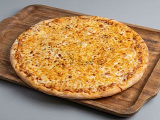 Pizza 4 Quesos (Grande)