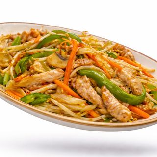55. Chop Suey de Pollo