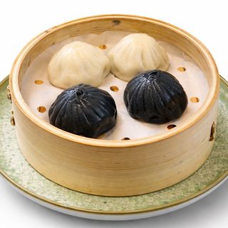 65. Xiaolongbao De Cerdo Con Caldo (4 Uds.)