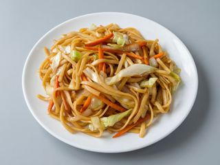 Tallarines Fritos Con Verduras