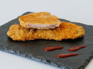Pechuga de pollo empanado  