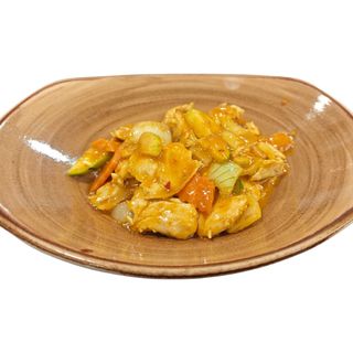 92. Pollo Con Salsa de Curry