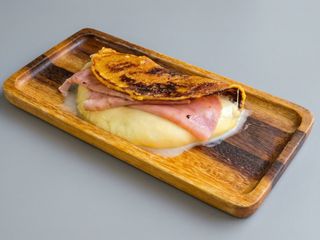 Chachapa De Jamón York