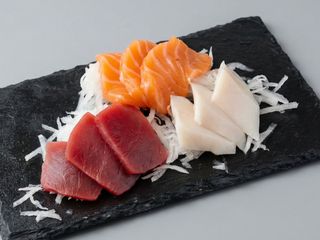 Sashimi Variado (9 Uds.)