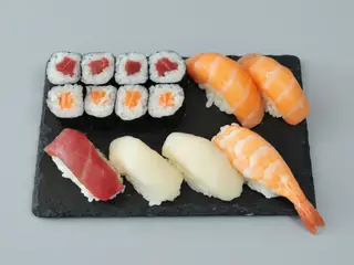 Bandeja 5 Sushi (14 Uds.)