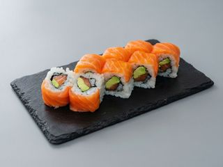 Salmón Uramaki Roll (8 Pzs.)