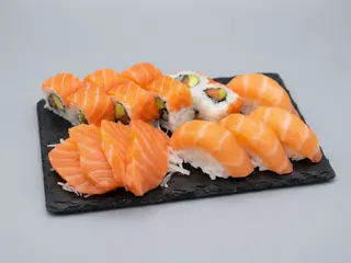 Bandeja 9 Sushi (16 Uds.)