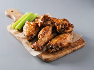 Alitas De Pollo (3 Uds.)