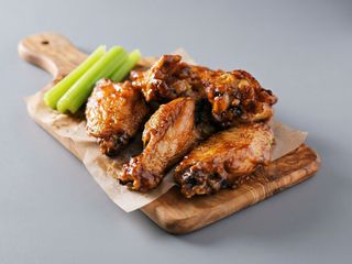 Alitas De Pollo (3 Uds.)