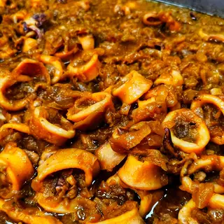 CALAMARES CON CEBOLLA