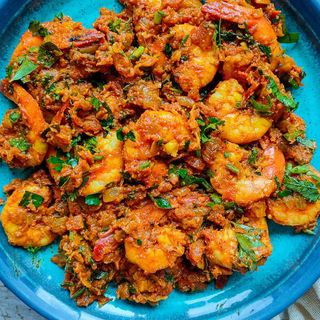 Langostinos fritos con masala