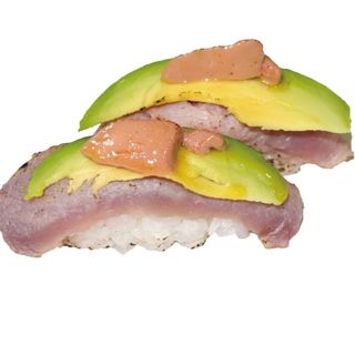 4.Nigiri De Atún Flambeado (2 Pzs.)