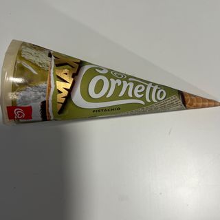 Helado cornetto pistachio