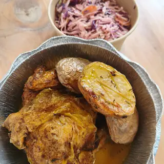 1/2 POLLO + COLESLAW