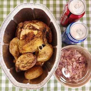 PARA COMER EN CASA (2-3 p) Pollo + Ensalada+Bebida.