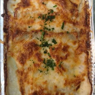 CANELONES DE CARNE ASADA
