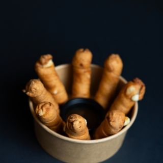 Tequeños Queso Azul con Cebolla Caramelizada (6 Uds)