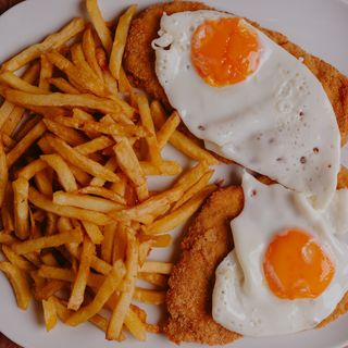 Milanesa A Caballo De Pollo