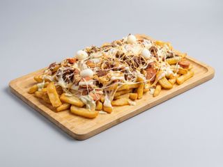 Salchipapa Raíces (Individual)