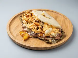 Arepa Con Todo