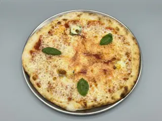 Pizza De Atún (30 Cm.)
